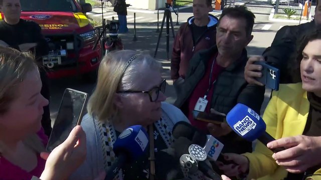 Eu tô aliviada por ele, mas tô triste pelas outras famílias , afirma mãe de trabalhador que estava em explosão em fábrica de dinamite