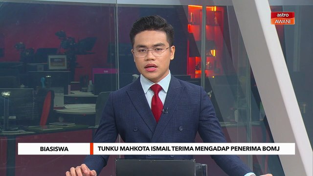 Tunku Mahkota Ismail terima mengadap penerima biasiswa orang muda Johor