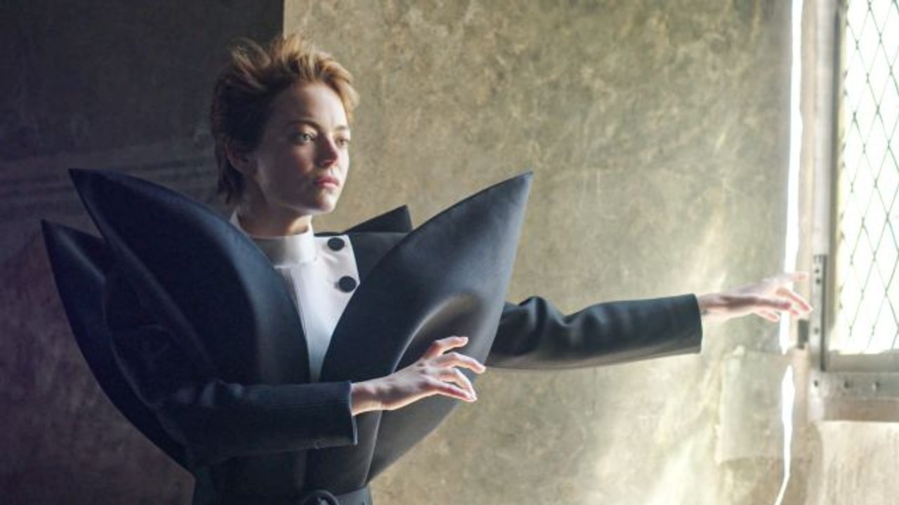 Emma Stone and Nicolas Ghesquière’s Real-Life Friendship Takes Center Stage in Vogue’s September Issue