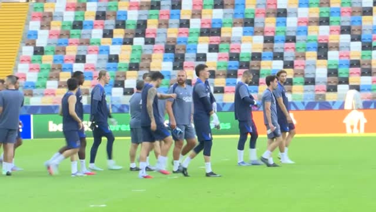 PSG - Nuno Mendes : "Chevalier et Zabarni vont beaucoup nous aider"