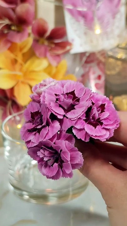 Creative Flower 2025