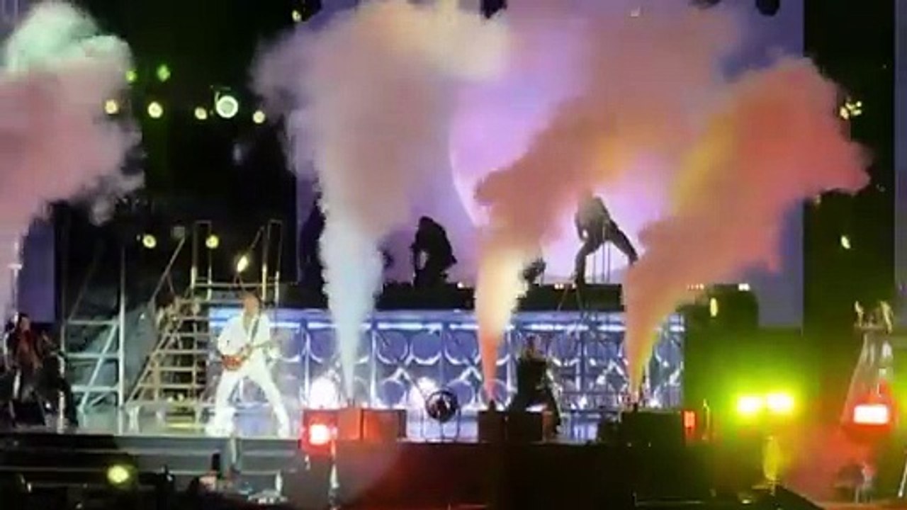 Jennifer Lopez al Cala di Volpe: la star pi? attesa dell'estate sale sul palco e infiamma il pubblico