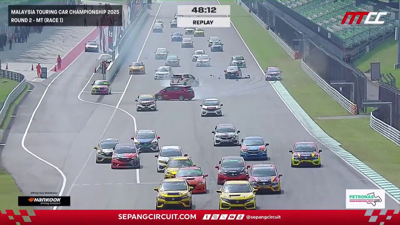 Malaysia Touring Car Championship MT1600 2025 Sepang 2 Race 1 Start Big Crash