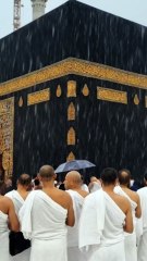 Makkah Rain Ai Video