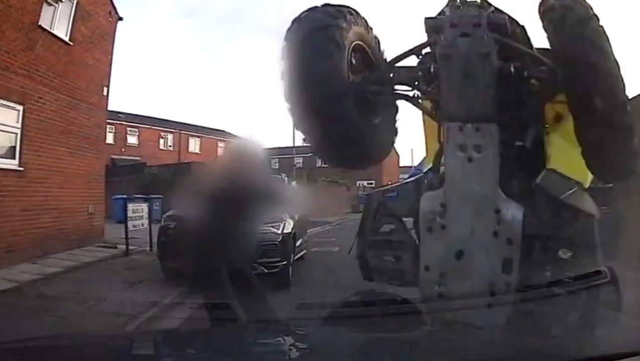 Quad bike-riding suspect rams into police and n...