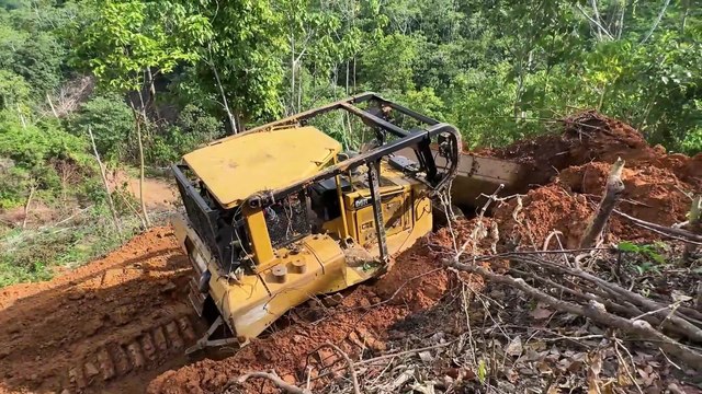 Using D6R XL Bulldozer in the Mountains Case Study of New Road Project