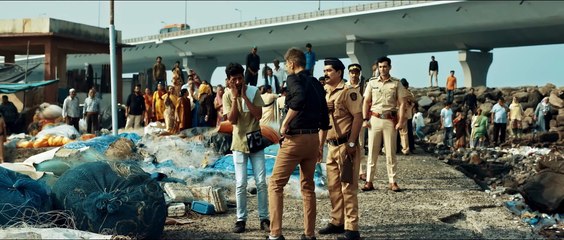 Hunter.S01E01.Rang.Barse.1080p.AMZN.WEB-DL.AAC2.0.HEVC-Telly