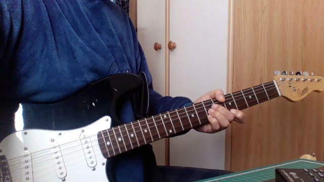 Playing-along Kind hearted woman blues by Eric Clapton