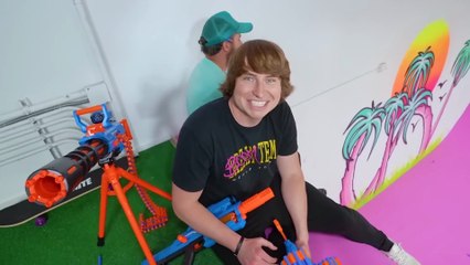 “I Built a YouTuber His Dream Gaming Room 😱🎮 | Extreme Build Surprise”