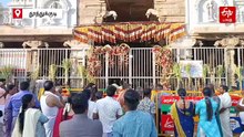 முருகனுக்கு அரோகரா... ஜப்பான் நாட்டு பக்தர்கள் திருச்செந்தூர் கோயிலில் சாமி தரிசனம்!
