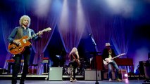 SHERYL CROW — Can’t Cry Anymore // “Sheryl Crow Live At Capitol Theatre”: 2017 “Be Myself Tour”