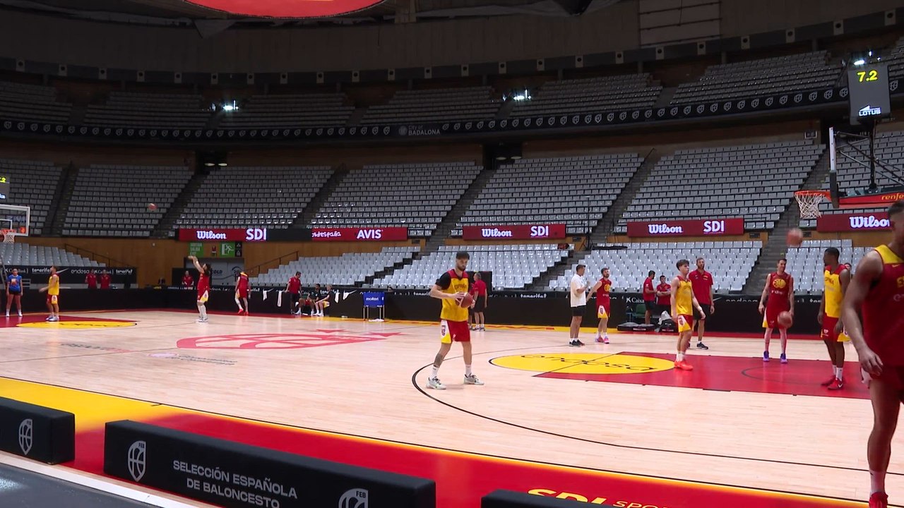 La selección española de baloncesto prepara en Badalona el partido ante Francia