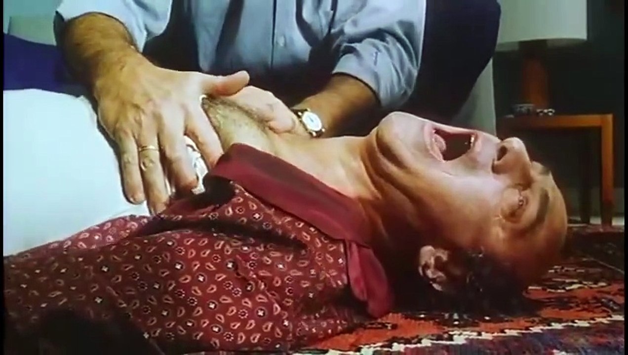 Pajarico (1997) 2 old woman young man movie