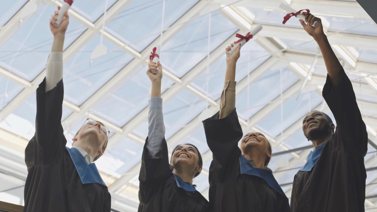 University offers rise for students in London despite higher fees