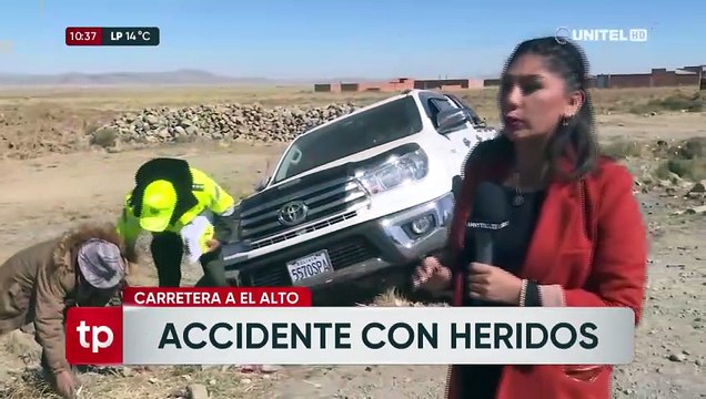 Cuatro heridos tras el choque de una camioneta y un camión en la ruta hacia Copacabana