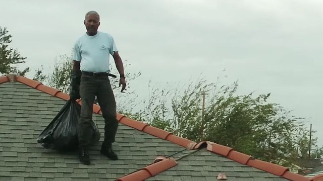 Katrina : L'ouragan infernal - saison 1 Bande-annonce VO