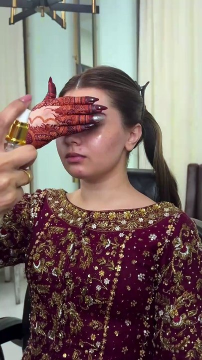 Pakistani bridal makeup look