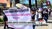En Hidalgo, jubilados se manifiestan por inconformidad en el pago de sus pensiones