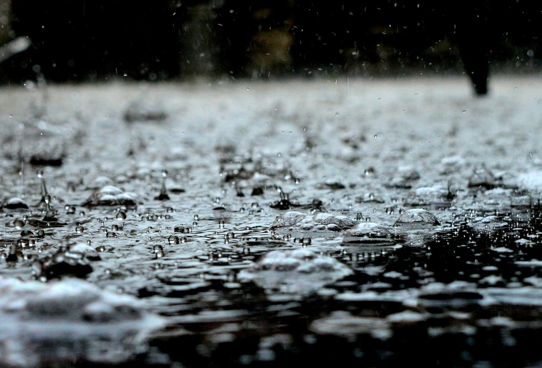 Panamá bajo alerta por lluvias intensas tras llegada de Onda Tropical N°22
