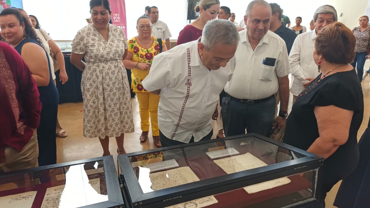 Inauguran exposición sobre Santiago Imán en la Biblioteca Yucatanense