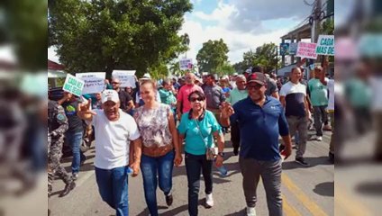 La concentración contra apagones terminó en oficinas de Edenorte