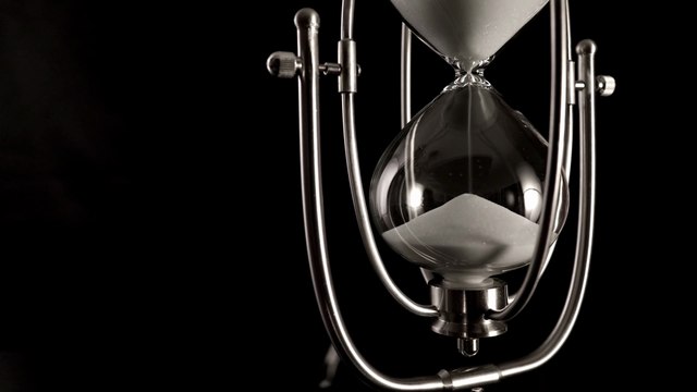 Méditation Introspective et Réflexion Profonde | Musique Zen & Sablier du Temps 4K