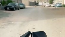 Motosikletlinin Sokak Köpekleri ile İmtihanı