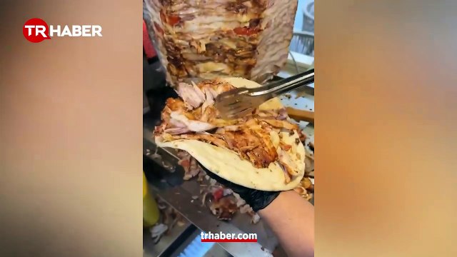 İzmir'de Atina hayranlığı: Yunan döneri satılmaya başlandı! Orada Türk usulü diye bir şey var mı?