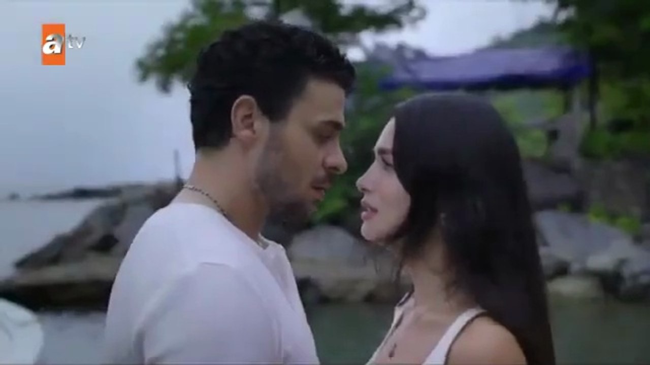 مسلسل عيناك كالبحر الأسود الحلقة 1 مترجمة إعلان