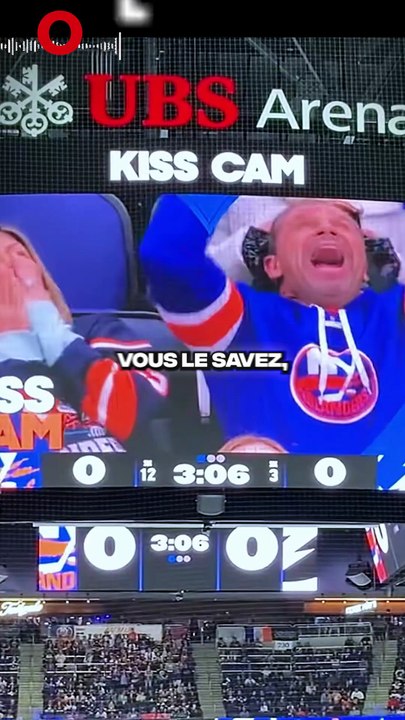 CE MEC TROMPE SA FEMME EN PUBLIC 😱