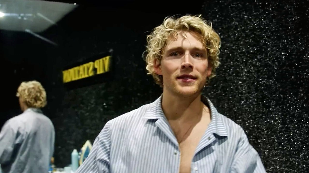 Christopher - A Beautiful Real Life Trailer OV