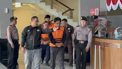 KPK Tahan 3 Orang Terkait OTT di Inhutani V