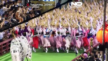 Nocne tańce so-odori rozświetlają Festiwal Awa Odori w Japonii