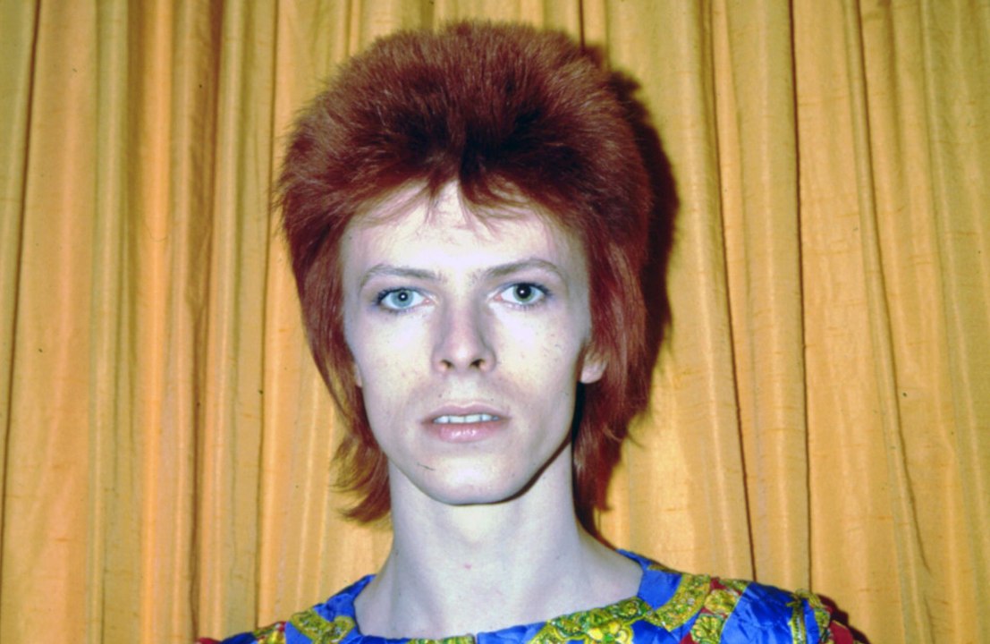 Kate Moss is to present a new podcast series on David Bowie for BBC Radio 6 Music