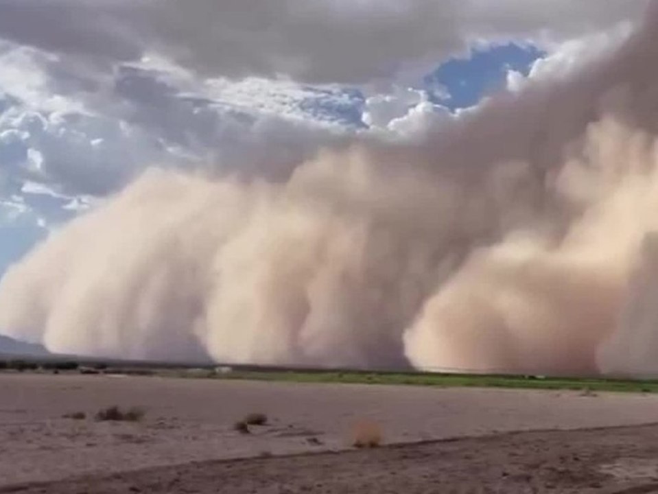 Fast 100 Kilometer: Sandsturm verschluckt ganzen Landstrich