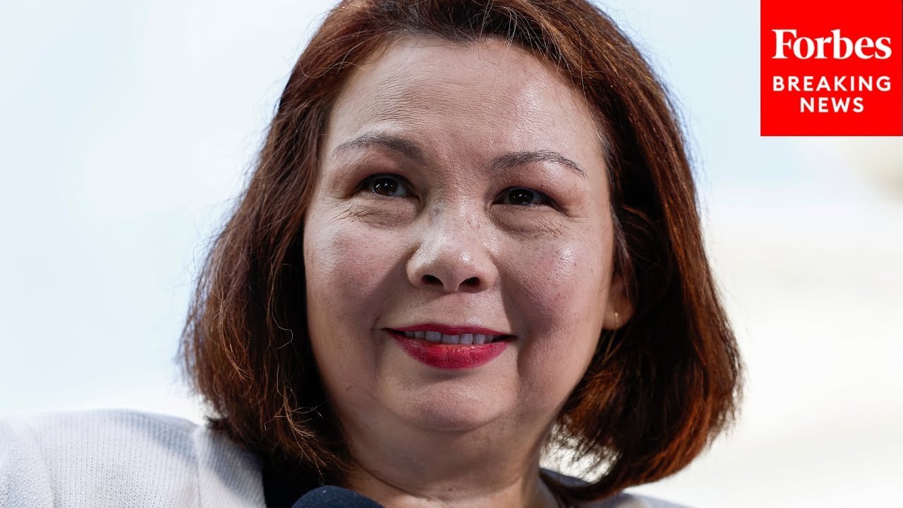 'Immigrants Make This Country Stronger': Tammy Duckworth Delivers Remarks At Naturalization Ceremony