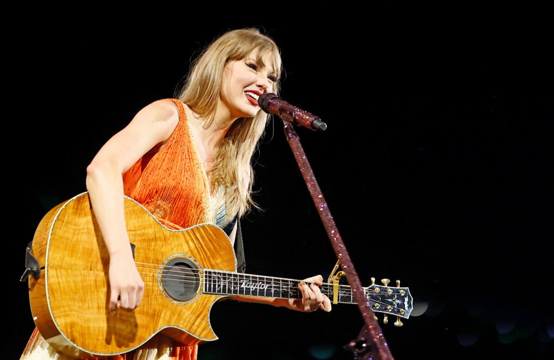Taylor Swift doit le rachat de sa musique à sa famille : "J'ai fondu en larmes"
