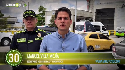 Capturaron a un hombre con una boa constrictor y un conejo que sería su alimento