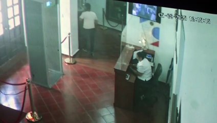 Así fue el robo anillos de alto valor del Instituto Duartiano