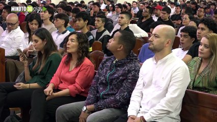 30 mil personas se formarán gratis en Inteligencia Artificial en Medellín