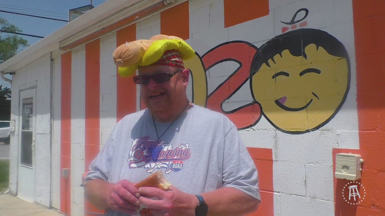 Raw Dogging at Boz Hot Dogs in Chicagoland