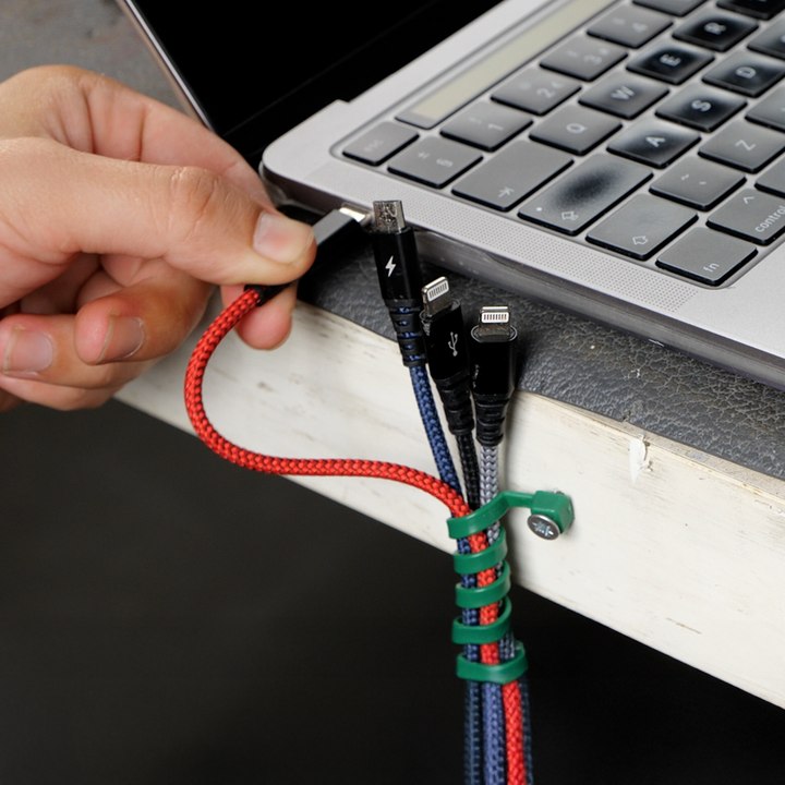 No More Cable Chaos! 5-Minute Spiral Hack That Works 🔌✨