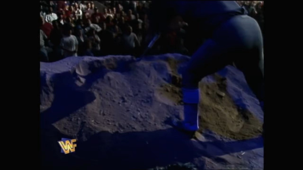 HHH & Other WWF Superstars Help Mankind Bury The Undertaker! - WWF In Your House 11: Buried Alive 1996