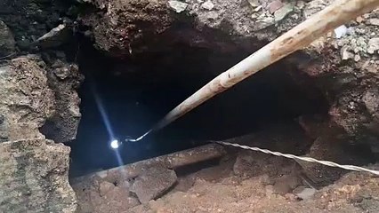 Se abre socavón de más de 5 metros en edificio de la Zona Colonial