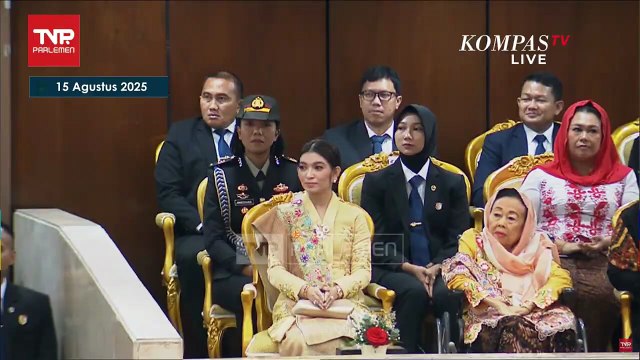Ekspresi Jokowi saat Disapa Puan di Sidang Tahunan MPR 2025