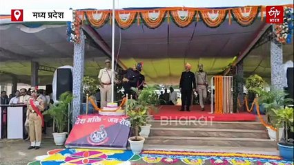 सियासी टकराव के बीच विजय शाह ने फहराया झंडा, चप्पे-चप्पे पर तैनात दिखी पुलिस