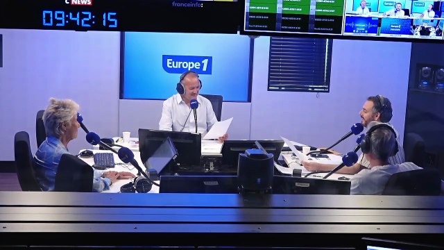 Été 1985 : «Les yeux revolver» de Marc Lavoine et les Charlots sur Antenne 2 pour remplacer Michel Drucker