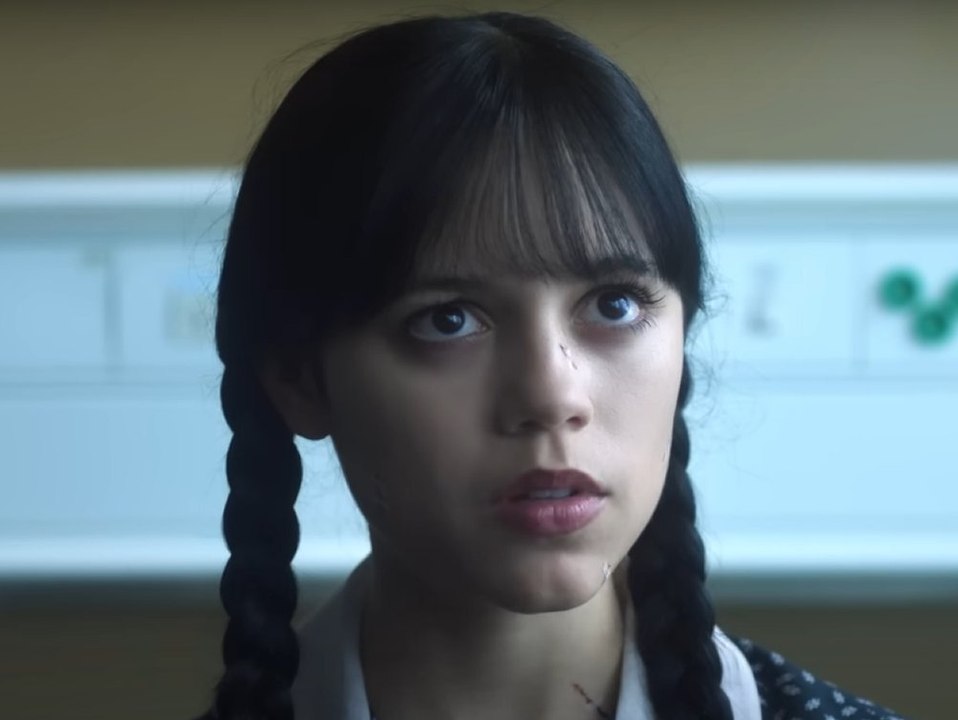 'Wednesday': Offizieller Trailer zum Ende der zweiten Staffel