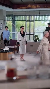 Cold billionaire CEO rejects all women but deeply loves maid’s daughter and spoils her endlessly!