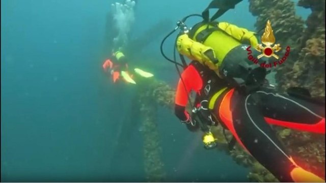 Sub disperso al largo di Ravenna, il video delle ricerche dei vigili del fuoco